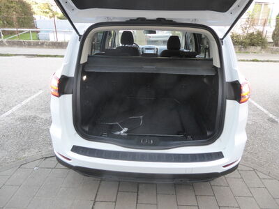 Ford S-MAX Gebrauchtwagen