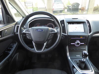 Ford S-MAX Gebrauchtwagen