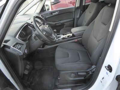 Ford S-MAX Gebrauchtwagen