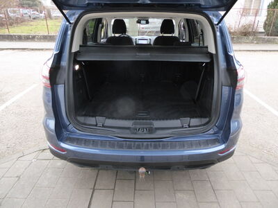 Ford S-MAX Gebrauchtwagen