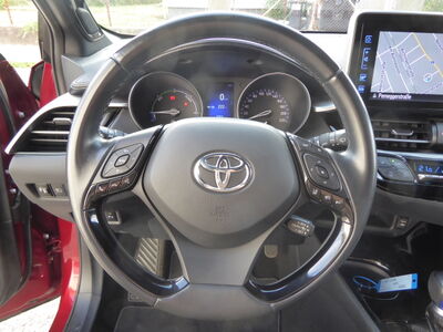 Toyota C-HR Gebrauchtwagen