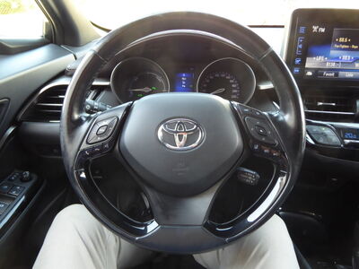 Toyota C-HR Gebrauchtwagen