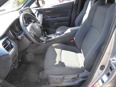 Toyota C-HR Gebrauchtwagen