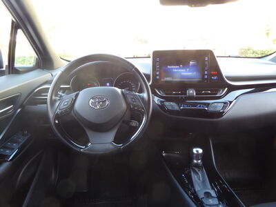 Toyota C-HR Gebrauchtwagen