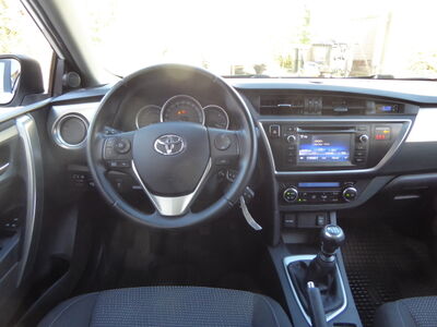 Toyota Auris Gebrauchtwagen