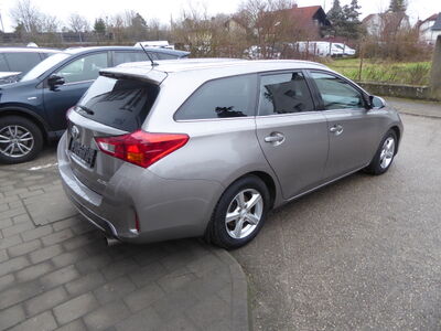Toyota Auris Gebrauchtwagen