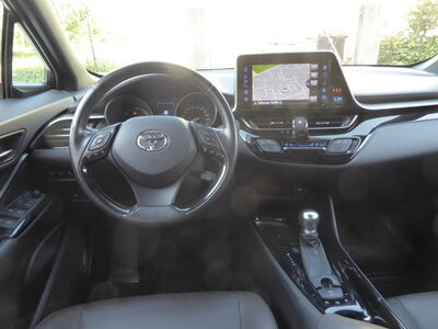 Toyota C-HR Gebrauchtwagen