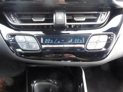 Toyota C-HR Gebrauchtwagen