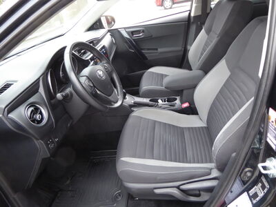 Toyota Auris Gebrauchtwagen
