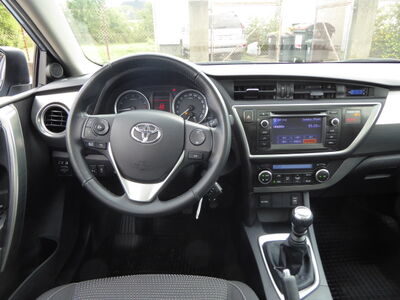 Toyota Auris Gebrauchtwagen