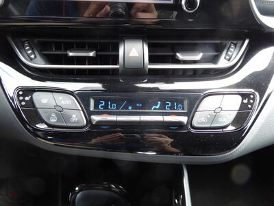 Toyota C-HR Gebrauchtwagen Toyota C-HR Gebrauchtwagen