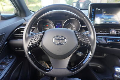 Toyota C-HR Gebrauchtwagen