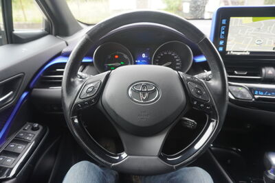 Toyota C-HR Gebrauchtwagen