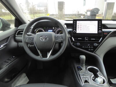 Toyota Camry Vorführwagen Toyota Camry Vorführwagen