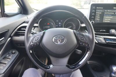 Toyota C-HR Gebrauchtwagen