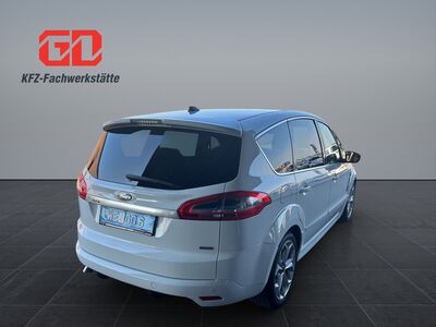 Ford S-MAX Gebrauchtwagen