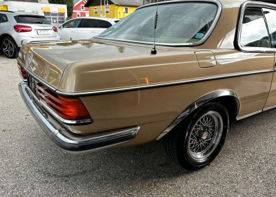 Mercedes-Benz 230 Gebrauchtwagen Mercedes-Benz 230 Gebrauchtwagen