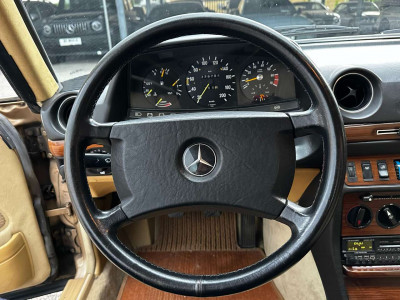 Mercedes-Benz 230 Gebrauchtwagen Mercedes-Benz 230 Gebrauchtwagen