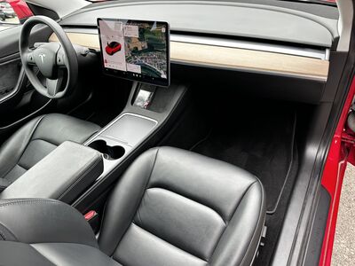 Tesla Model 3 Gebrauchtwagen
