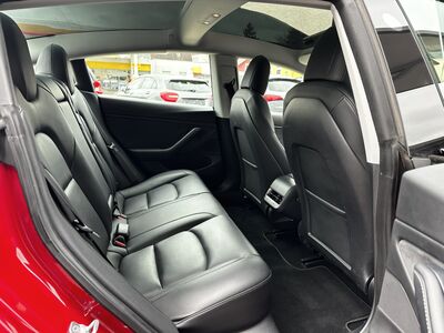 Tesla Model 3 Gebrauchtwagen