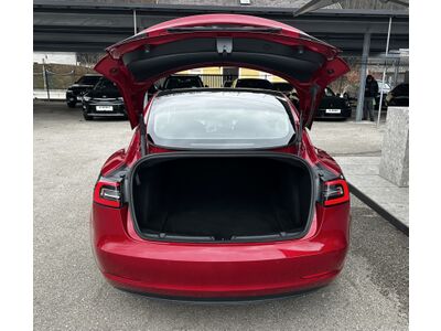 Tesla Model 3 Gebrauchtwagen