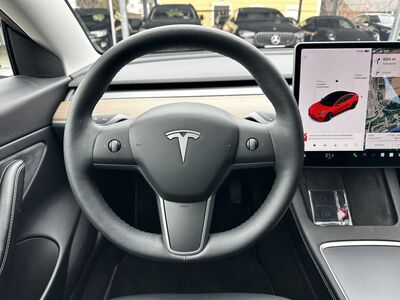 Tesla Model 3 Gebrauchtwagen
