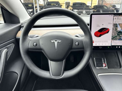 Tesla Model 3 Gebrauchtwagen
