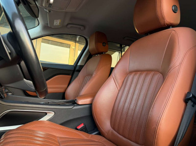 Jaguar F-Pace Gebrauchtwagen