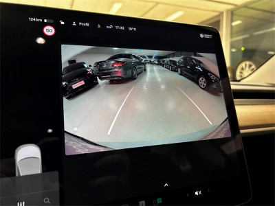 Tesla Model 3 Gebrauchtwagen