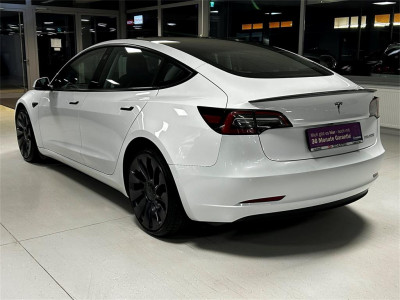 Tesla Model 3 Gebrauchtwagen