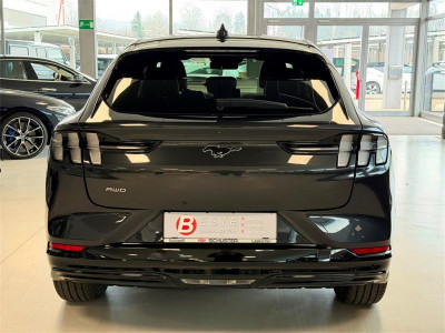 Ford Mustang Mach-E Gebrauchtwagen