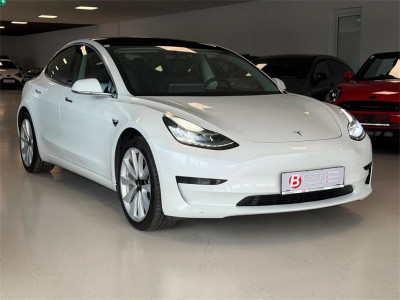 Tesla Model 3 Gebrauchtwagen