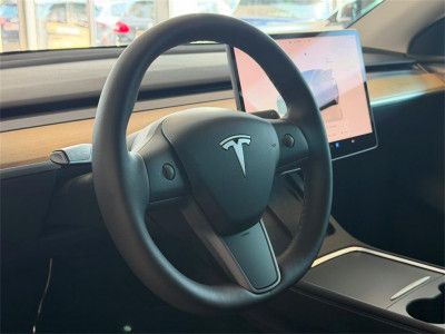 Tesla Model Y Gebrauchtwagen Tesla Model Y Gebrauchtwagen