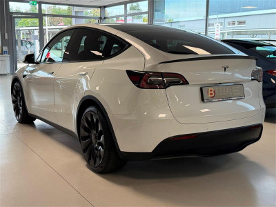 Tesla Model Y Gebrauchtwagen Tesla Model Y Gebrauchtwagen