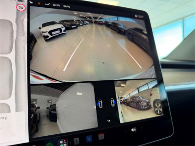 Tesla Model Y Gebrauchtwagen Tesla Model Y Gebrauchtwagen