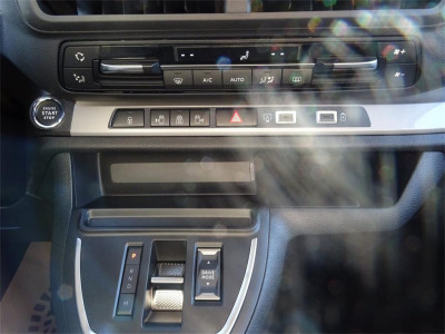 Peugeot Traveller Vorführwagen