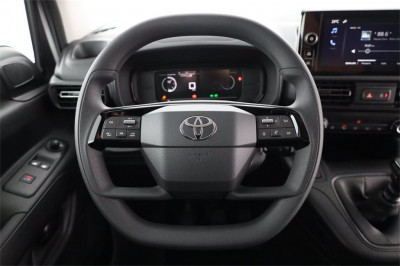 Toyota Pro Ace Vorführwagen