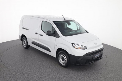 Toyota Pro Ace Vorführwagen