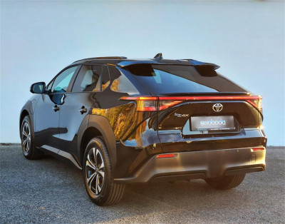 Toyota bZ4X Neuwagen