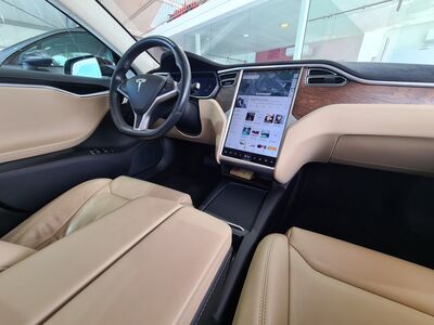 Tesla Model S Gebrauchtwagen