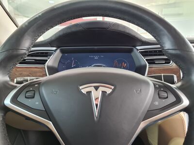 Tesla Model S Gebrauchtwagen