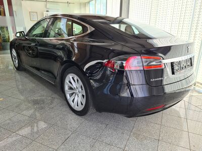 Tesla Model S Gebrauchtwagen