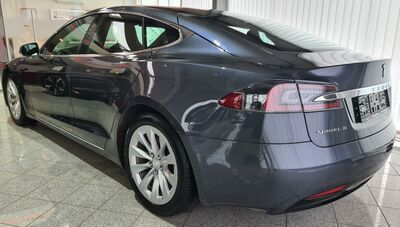 Tesla Model S Gebrauchtwagen