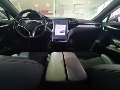 Tesla Model S Gebrauchtwagen