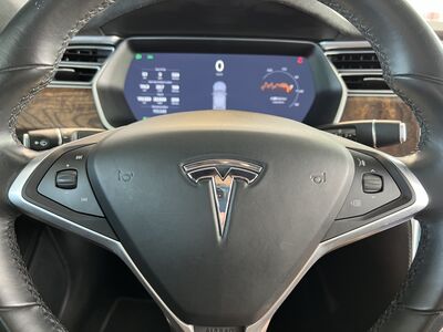 Tesla Model S Gebrauchtwagen