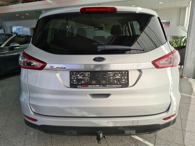 Ford S-MAX Gebrauchtwagen