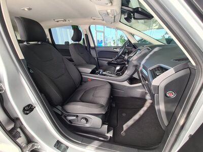 Ford S-MAX Gebrauchtwagen