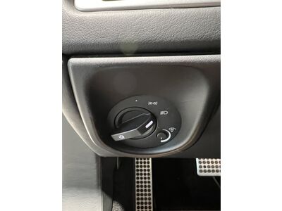 Aston Martin DBS Gebrauchtwagen