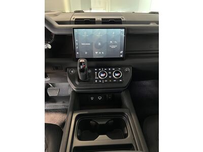 Land Rover Defender Gebrauchtwagen