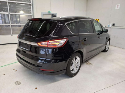 Ford S-MAX Gebrauchtwagen
